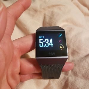 Iconic fitbit